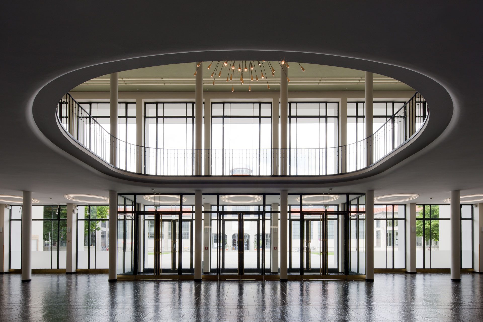 _Foyer-2